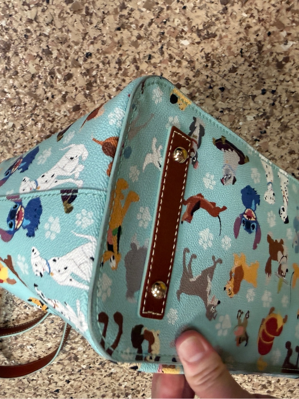 Lot of 2 Disney Dooney and Bourke Purses - Dogs and Disneyland/WDW - Picture 4 of 16